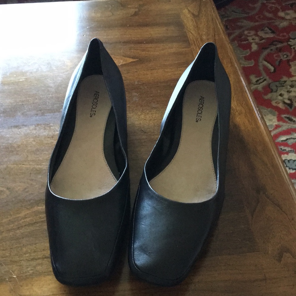 Aerosoles black leather flats, unworn.